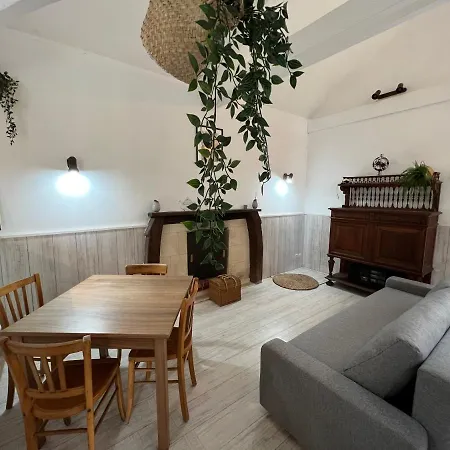 بيت للعطل Le Moulin Du Chateau *